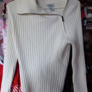 Guess Sweater with zipper collar Size L